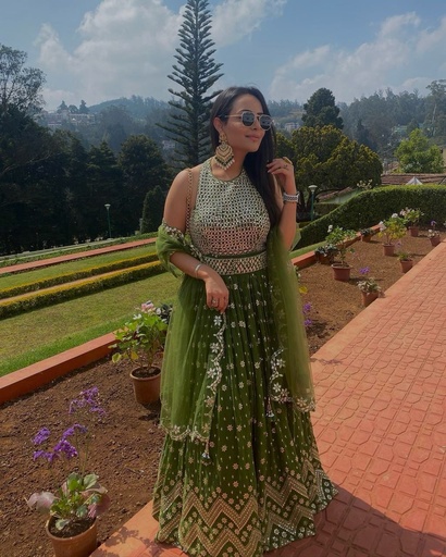MODERN GALLERY-"Georgette Lehenga with Sequins and Zari Work, Unstitched Blouse, and Soft Net Dupatta"
